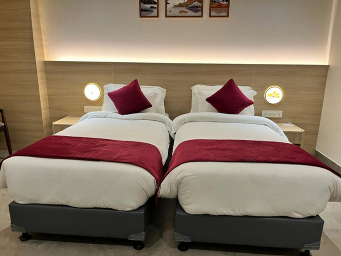 Bedroom 2, Pride Biznotel Haldwani, Nainital