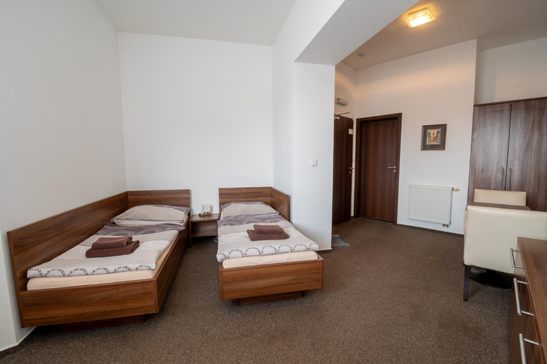 Bedroom 2, Penzion Na Dlouhe, Uherské Hradiště