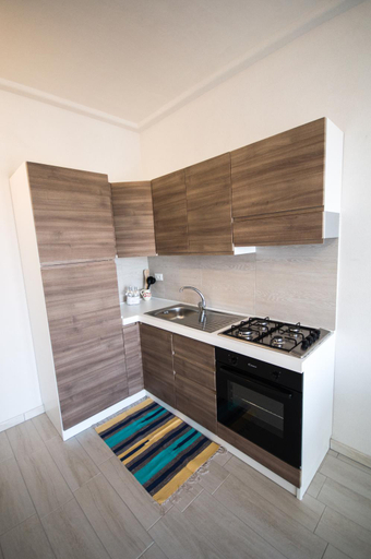 Others 3, Edone B&B, Taranto