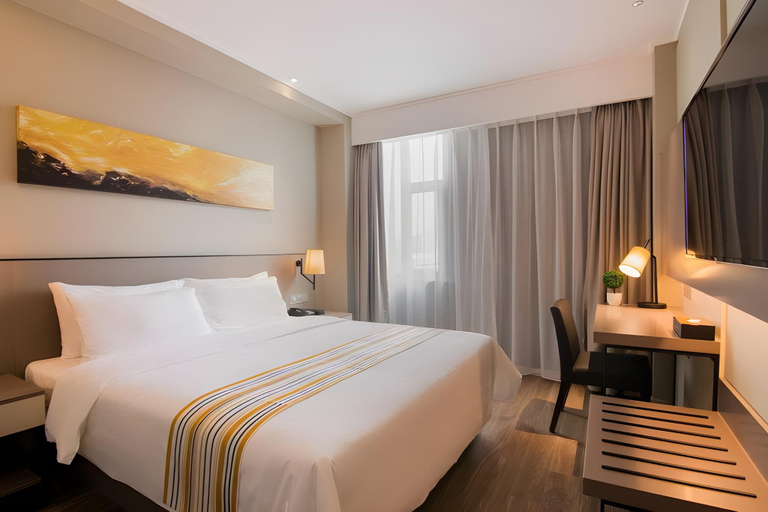 Bedroom 1, Home Inn Plus Beijing Chaoyangmen Metro Station, Beijing