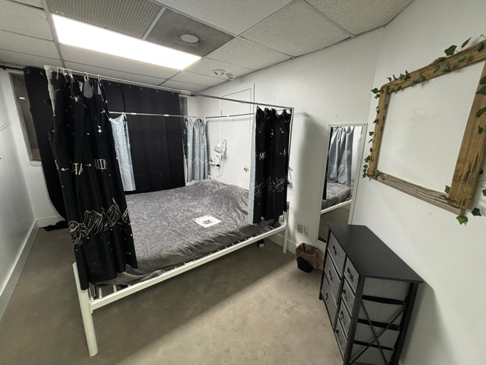 Bedroom 2, Cozy Bears Bunkers, Shelby