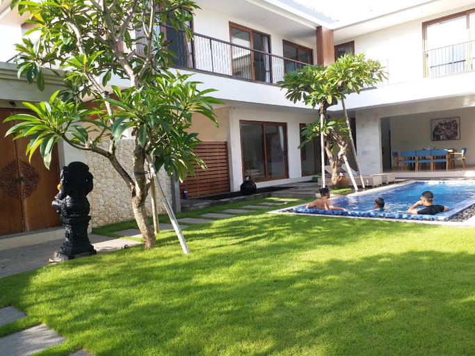Others 4, Dharmatria Villa, Badung