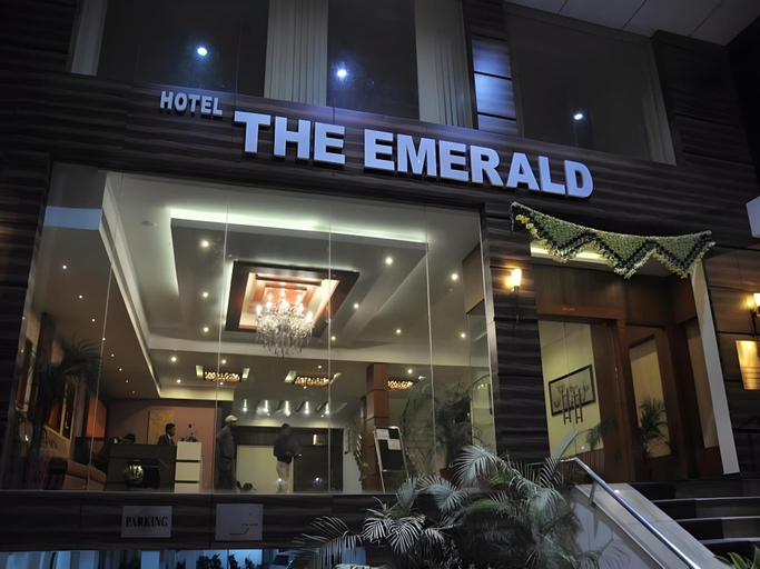 Others 2, Hotel The Emerald, Bilaspur
