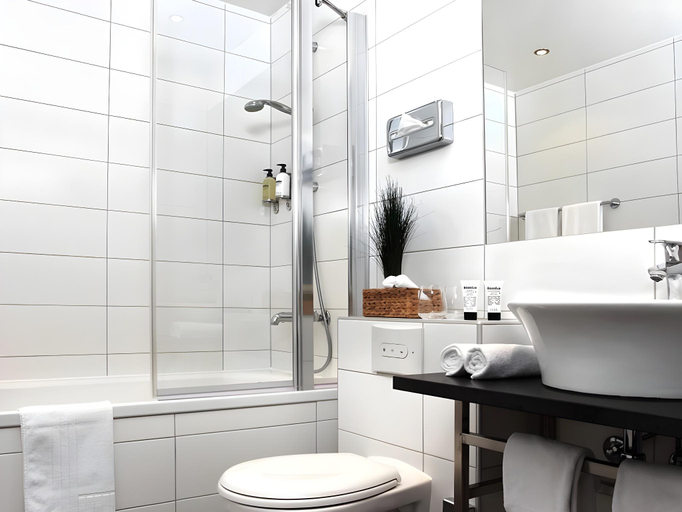 Bathroom 5, Scandic No.25, Göteborg