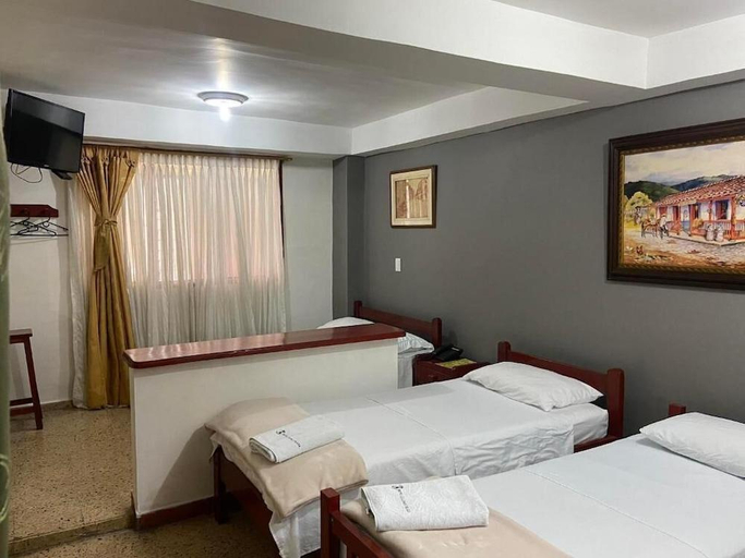 Bedroom 2, Hotel Caldas Plaza, Caldas