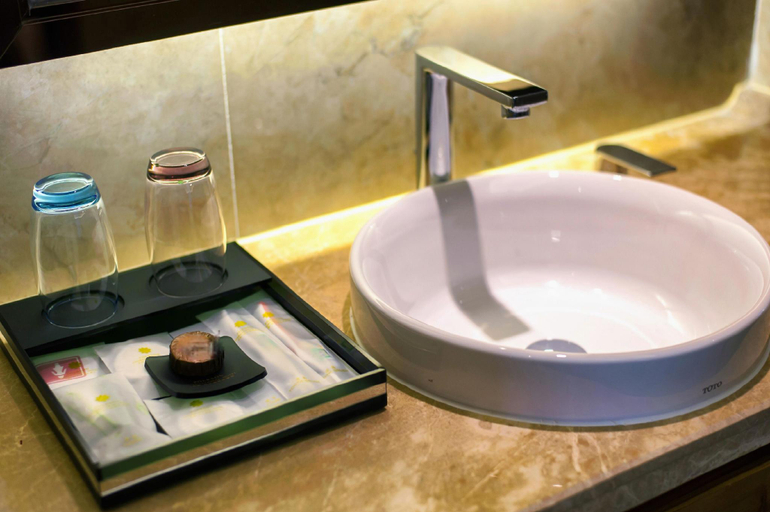 Bathroom 3, Poerson International Hotel, Heyuan