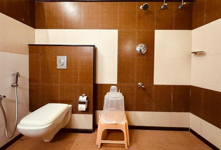 Bathroom 4, Holiday Valley Hotels and Resorts, Krishnagiri