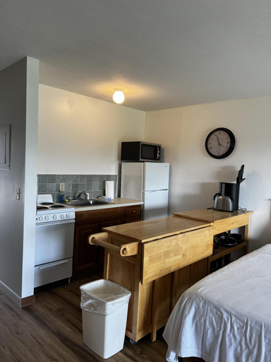 Others 5, The Braemar Condominium, Barnstable