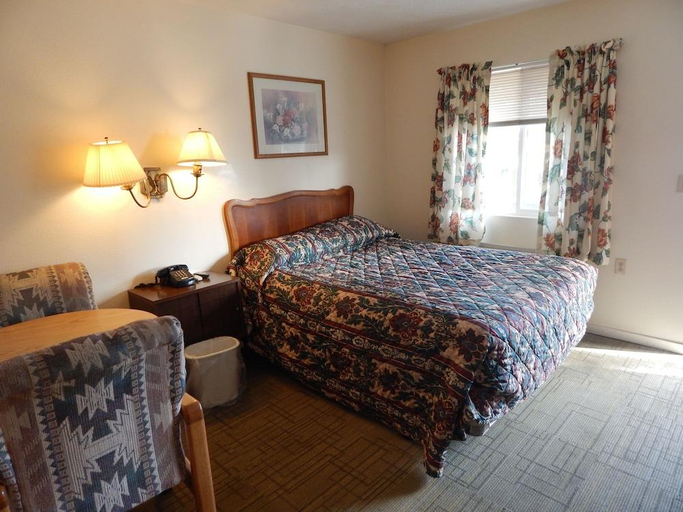 Bedroom 1, Ute Motel, El Paso