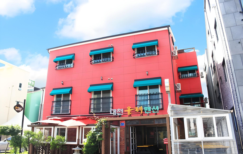 Others 4, Daecheon ole pension, Boryeong