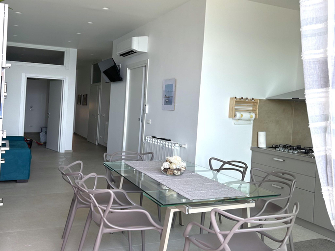Others 5, Apartment in Sicily with Stunning Sea View, Messina