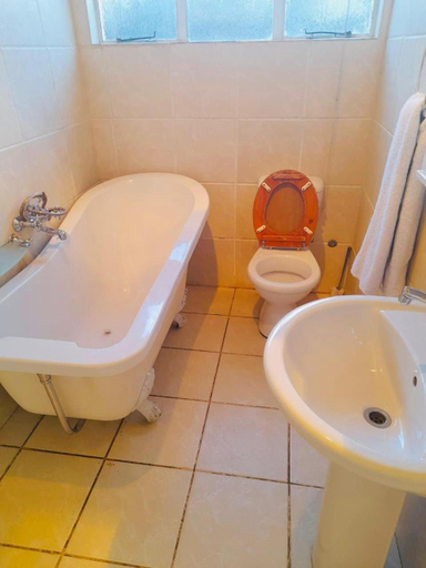 Others 2, Signature N1 Guesthouse, Lejweleputswa