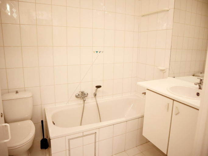 Bathroom, Apartment in Nieuwpoort near the Beach, West-Vlaanderen