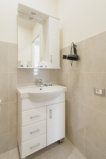 Bathroom 2, Consul Hotel, Odes'ka