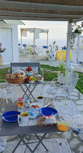 Others 5, Message in a Bottle Bed and Breakfast, Imperia
