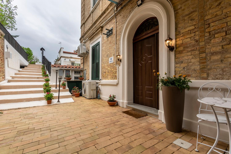Exterior & Views, Urban Beach Sirena, Chieti