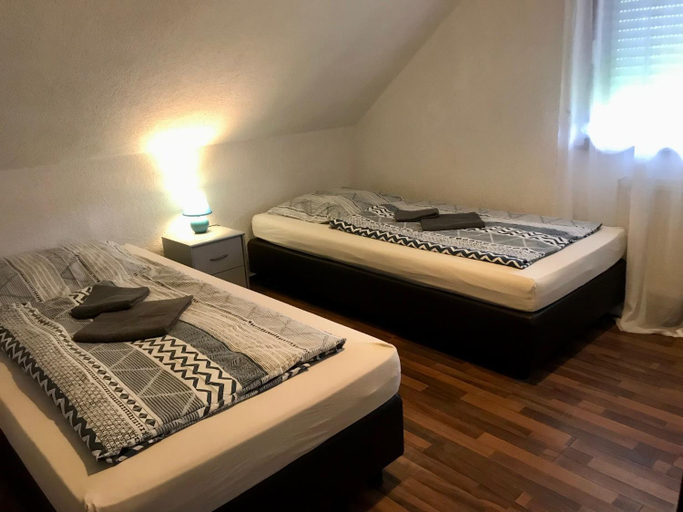 Bedroom, CLEOPATRA - Zimmervermietung, Oberhavel