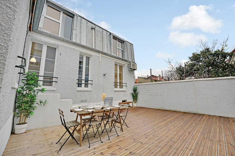 Exterior view 3, Modern house with AC -3BR-6P- Asnières-sur-Seine, Hauts-de-Seine