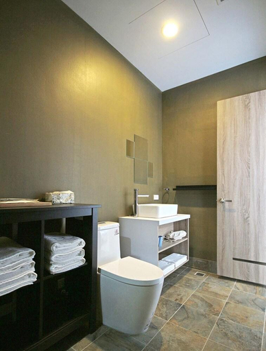 Bathroom 3, House16, Taitung