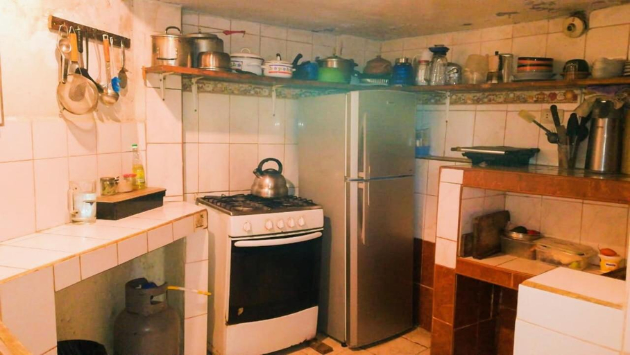 Kitchen 2, Casa Patacalle, Urubamba