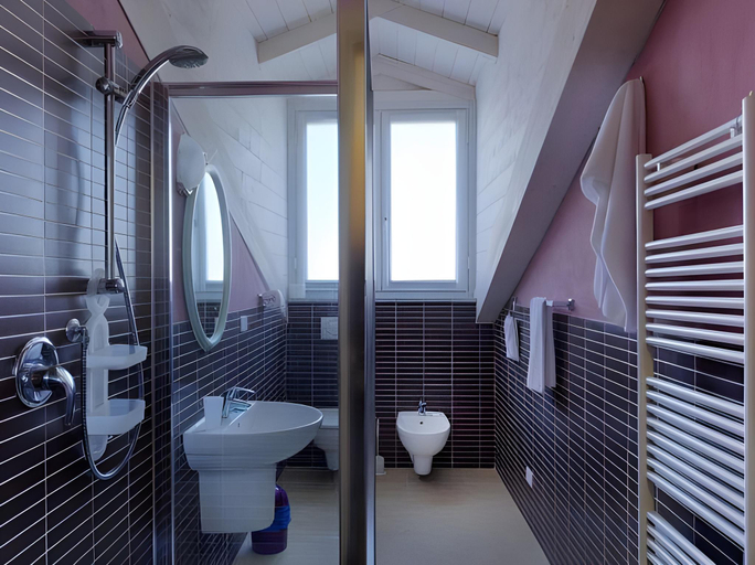Bathroom 4, Santa Giulia Hotel e Residence Torino, Torino