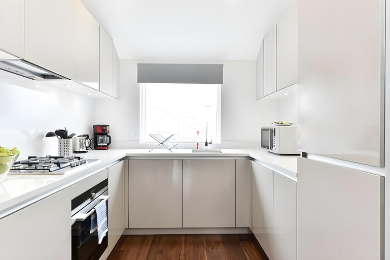 Others 4, London Bridge City Apartments, London