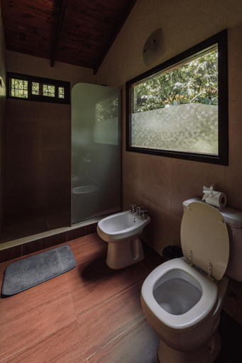 Bathroom 5, Tierra Guarani, Iguazú