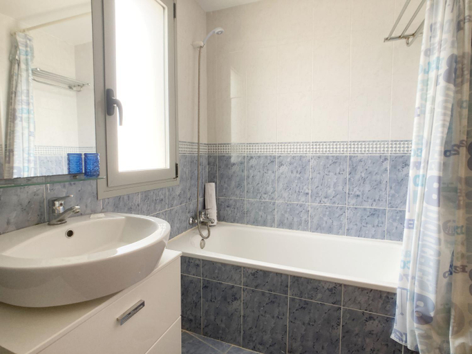 Bathroom 4, Spanish Connection - Frontal al Mediterraneo, Murcia