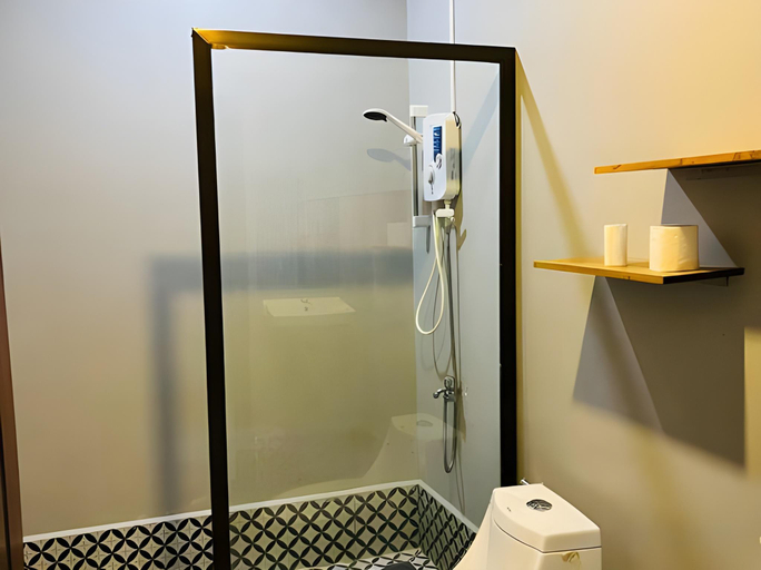Bathroom 4, Angkor Piseth Homestay, Siem Reap
