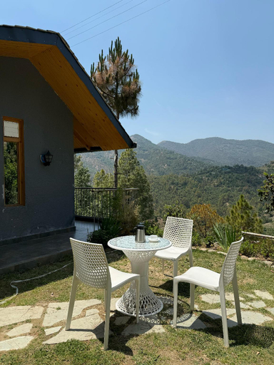 Food & Drinks 4, Rasberry Homes, Nainital