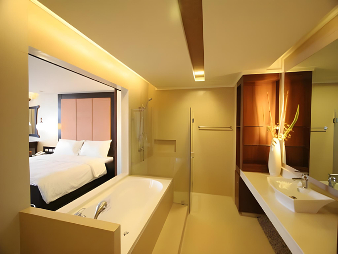 Bathroom 3, Coron Gateway Hotel and Suites, Coron