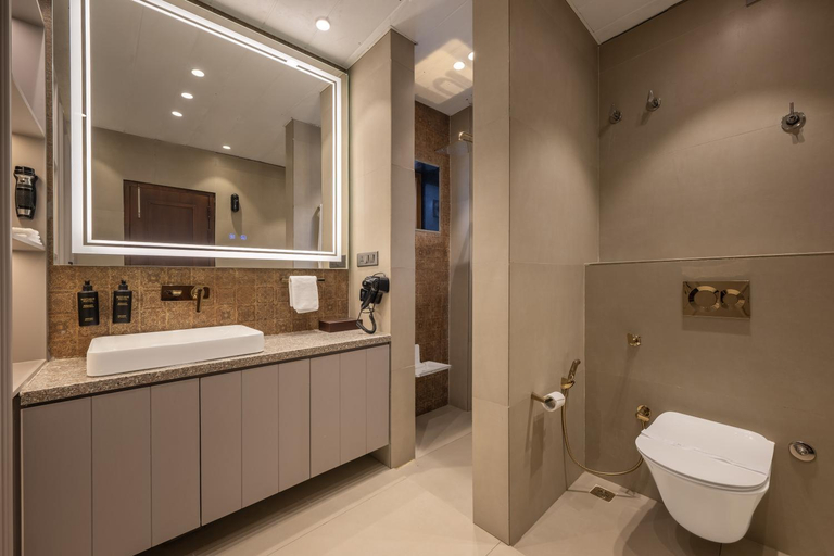 Bathroom 3, Echor Noah Villa Tirthan Valley, Kullu