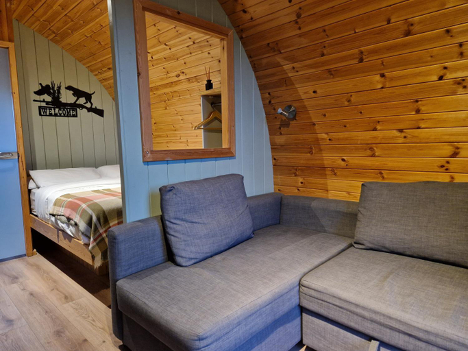 Bedroom 2, Hillside Havens, Moray