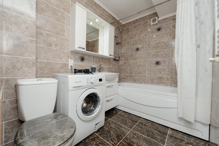 Bathroom 3, Modern Apartment & MiRent, Chisinau