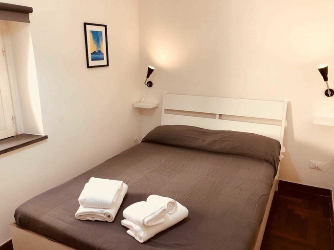 Bedroom 3, Palazzo Rota Guesthouse, Napoli
