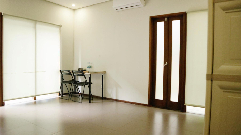Others 3, Proven Living, Bandung
