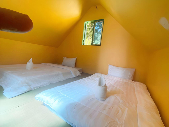 Bedroom 3, Plankton Bungalow and Camping , Sihanoukville