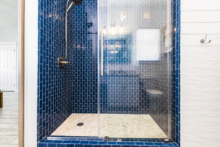Bathroom 4, Blue Fin House- Pet Friendly & Boardwalk to the Beach!, Nueces