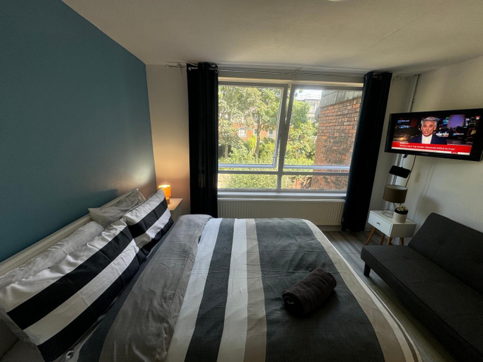 5, TOTTENHAM VELVET Suites, London