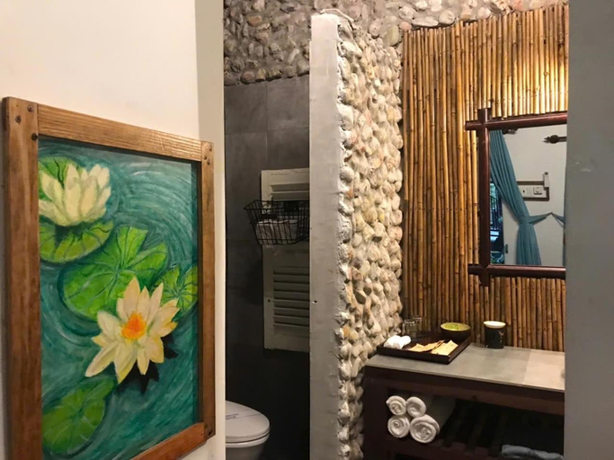 Bathroom 4, The Nam Du Hill, Kiên Hải