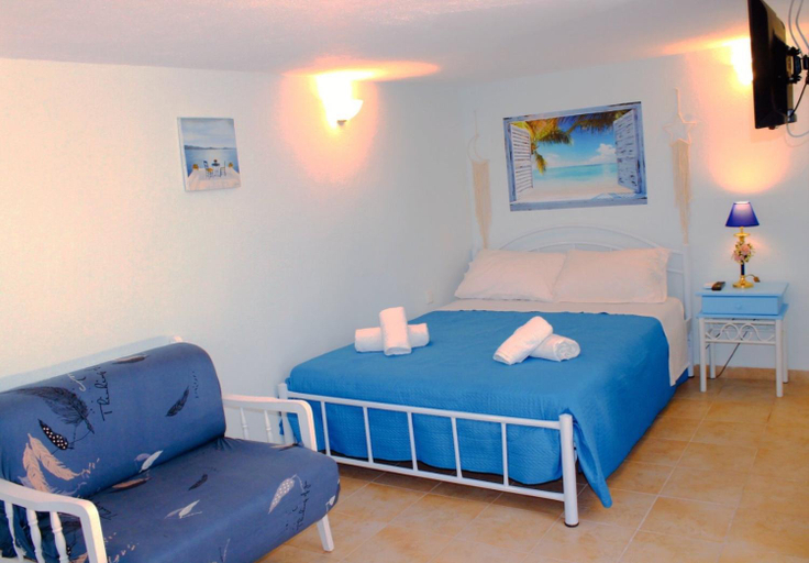 Bedroom 2, Amalia House, Central Macedonia