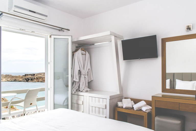 Bedroom 2, Super Paradise Suites, South Aegean