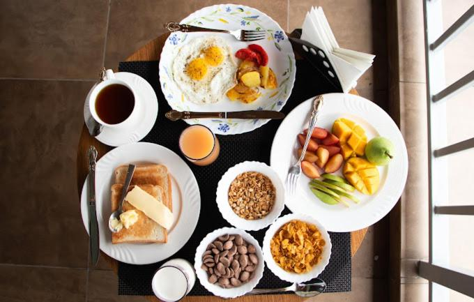 Food & Drinks, Shree Parijat Resort - Luxury Resort in Mukteshwar, Nainital