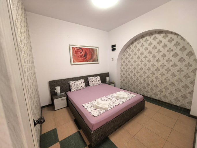 Bedroom 2, Rose Garden Omax Apartments, Nesebar