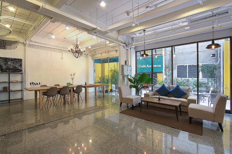 Public Area 3, Pula Silom, Bang Rak