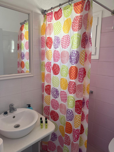 Bathroom 4, Hotel Hellas, South Aegean
