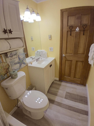 Bathroom 4, The Braemar Condominium, Barnstable