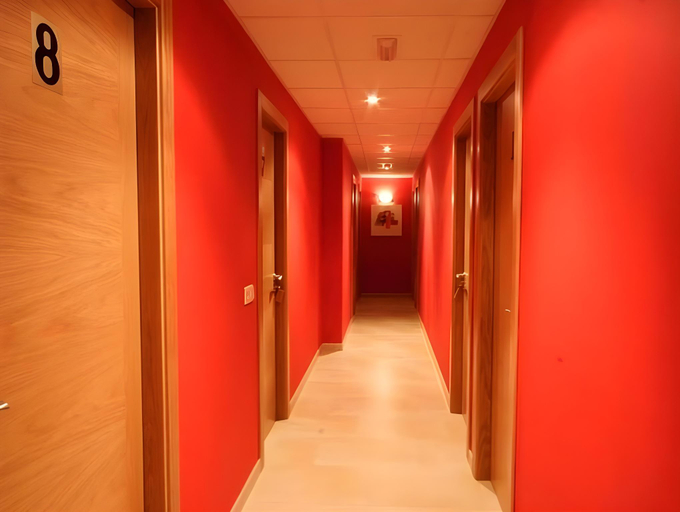 Others 5, Hostal Expo, Pontevedra
