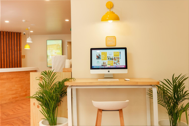 Public Area 2, Bloom Boutique - Connaught Place Area, Delhi