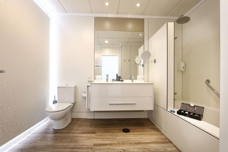 Bathroom 5, SANDOS PAPAGAYO BEACH RESORT - ALL INCLUSIVE 24 HOURS, Las Palmas